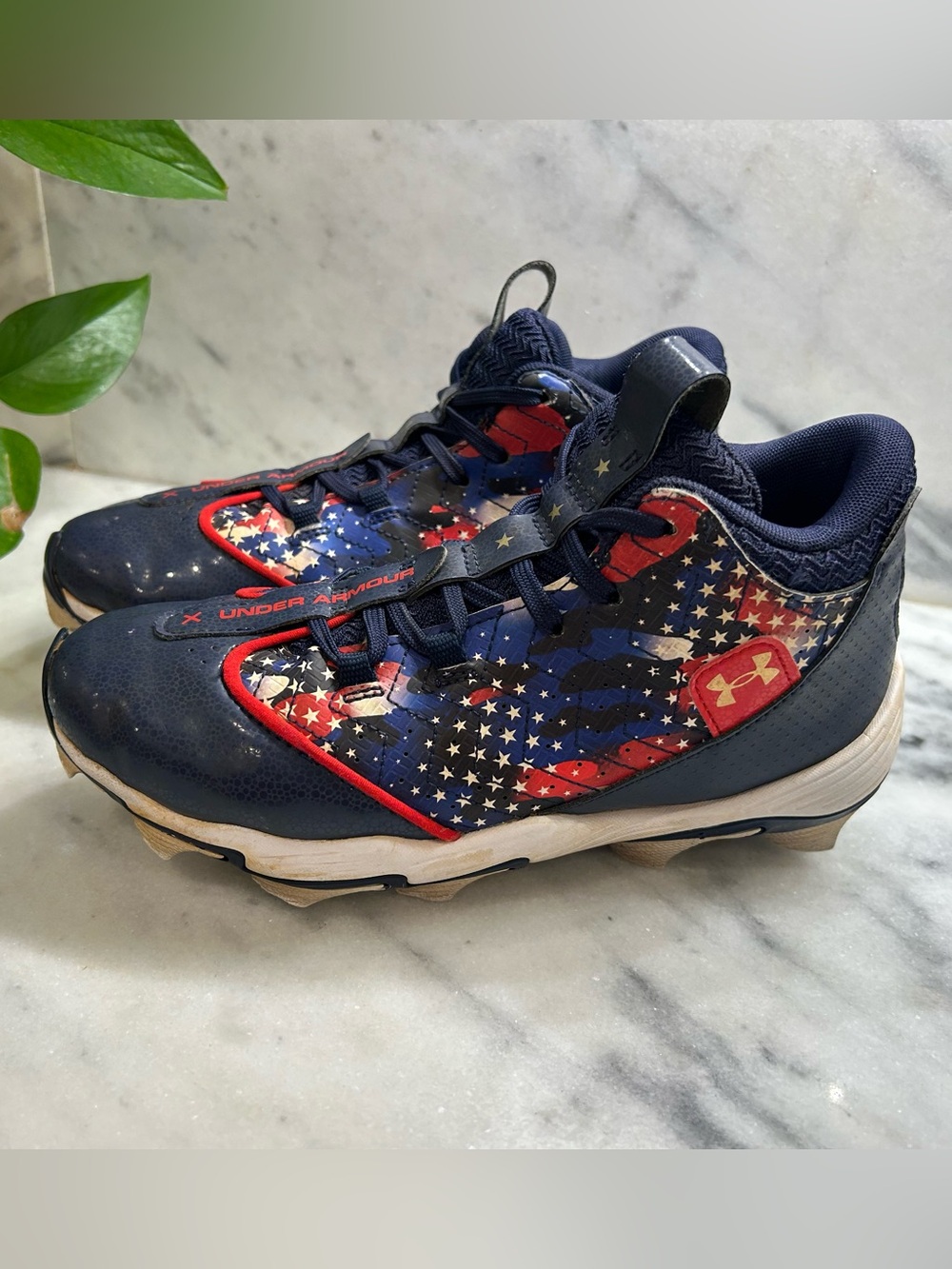 Under Armour Kids' Harper 9 USA RM Baseball Cleats Youth 4.5 3027451-400